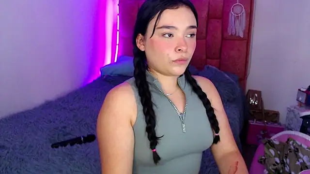 Snapshot of Nahia_Brm chatting on July 28, 2026, 6:20 pm Nahia Brm online show from July 28, 2026, 6:20 pm