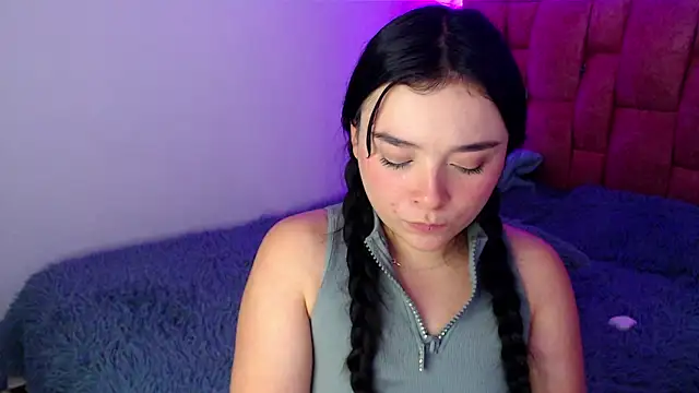 Snapshot of Nahia_Brm chatting on July 28, 2026, 8:52 pm Nahia Brm online show from July 28, 2026, 8:52 pm