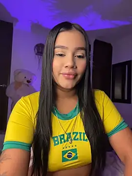 Snapshot of AlisonBeltran1 chatting on June 10, 2026, 5:50 am AlisonBeltran1 online show from June 10, 2026, 5:50 am