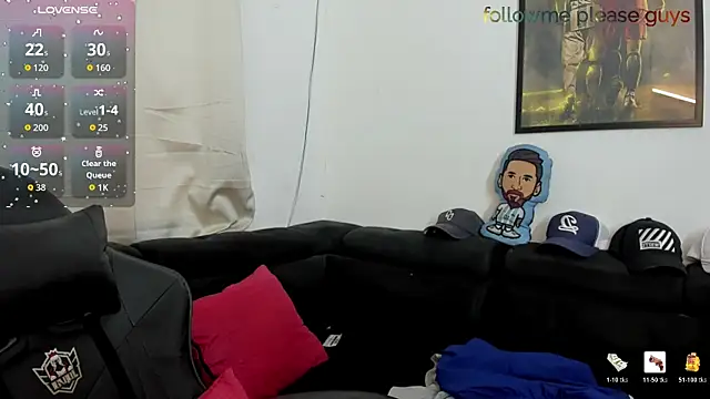 sweetlatinoboy online show from May 10, 2026, 11:48 am