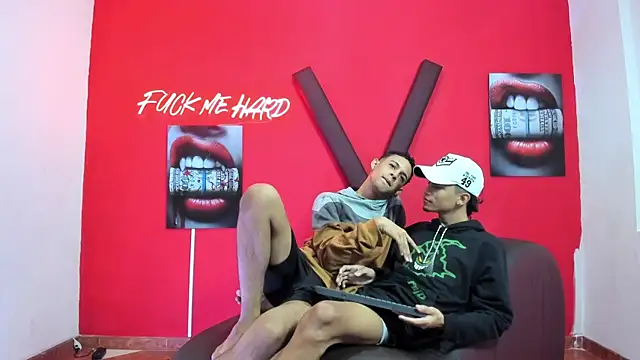 SEXY BIG COCK online show from April 14, 2026, 1:17 pm