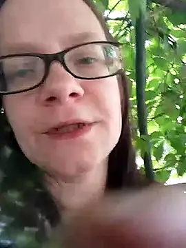 Snapshot of SandyWay chatting on June 4, 2026, 9:37 am SandyWay online show from June 4, 2026, 9:37 am