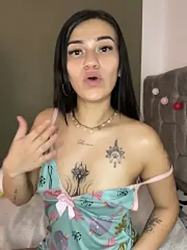 chloe evans0 online show from March 21, 2026, 4:17 am