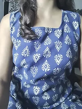 myra77 online show from July 2, 2026, 1:39 pm