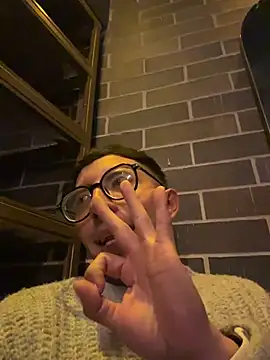 LeonBlazze online show from March 20, 2026, 7:46 am