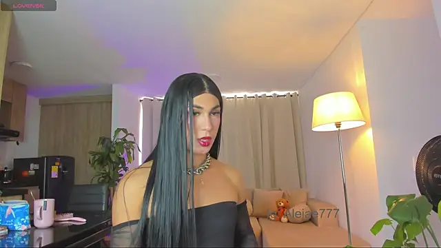 Snapshot of Aleja_evangeline chatting on July 1, 2026, 7:46 pm Aleja evangeline online show from July 1, 2026, 7:46 pm