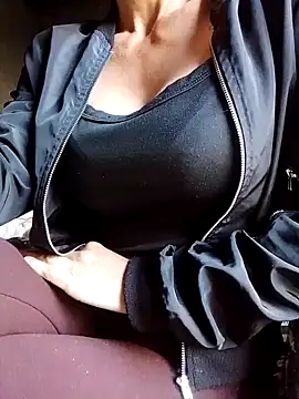 Sex sexY sex online show from March 17, 2026, 3:04 pm