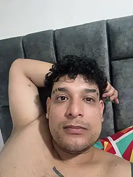 Snapshot of Niccolo_Noir chatting on March 24, 2026, 7:57 am Niccolo Noir online show from March 24, 2026, 7:57 am