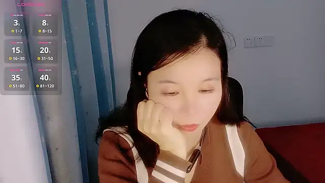 Snapshot of Lianzi-2026 chatting on April 7, 2026, 12:38 pm Lianzi-2026 online show from April 7, 2026, 12:38 pm