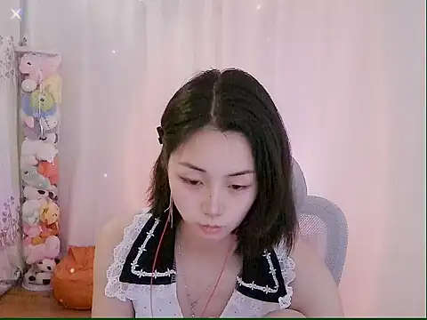 Puresnow online show from May 27, 2026, 1:41 pm