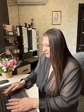 AgathaMyers online show from April 11, 2026, 7:56 am