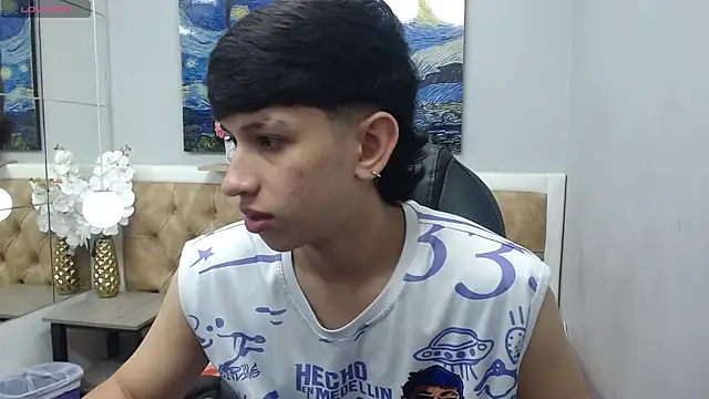 AdrianFranko online show from May 21, 2026, 12:56 pm