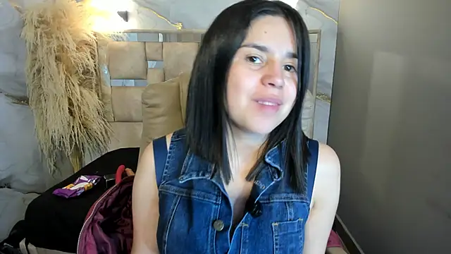 Snapshot of Cata_black chatting on May 26, 2026, 2:02 pm Cata black online show from May 26, 2026, 2:02 pm
