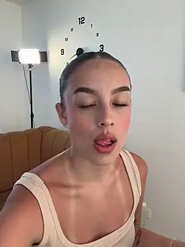 Lauren Storm online show from March 24, 2026, 5:07 pm