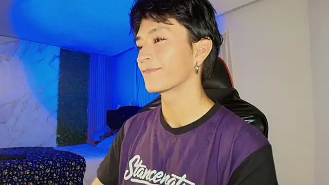 cococumps online show from June 18, 2026, 11:09 pm