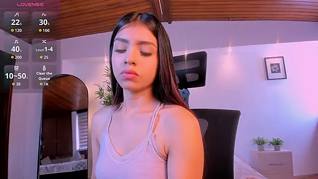 Snapshot of mily_Lopez chatting on May 29, 2026, 2:15 pm mily Lopez online show from May 29, 2026, 2:15 pm