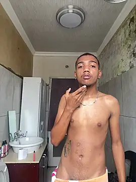 brownhammer03 online show from April 8, 2026, 12:27 pm