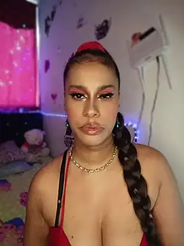 Snapshot of KAYLA_48_ chatting on August 5, 2026, 8:44 pm KAYLA 48 online show from August 5, 2026, 8:44 pm