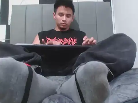 adonis latin 19 online show from April 29, 2026, 7:53 pm