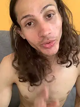 Snapshot of FelipeLipe18 chatting on March 23, 2026, 7:29 pm FelipeLipe18 online show from March 23, 2026, 7:29 pm