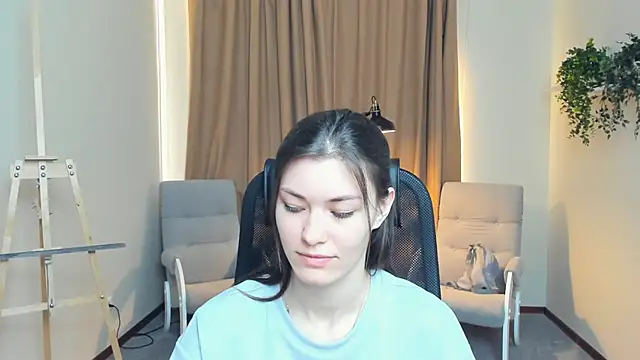 JulissaLipoma online show from March 21, 2026, 6:40 am