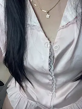 Amber vn online show from March 18, 2026, 5:49 pm