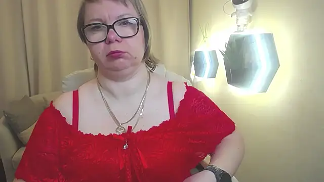 Snapshot of BonnnyBoobsy chatting on April 18, 2026, 5:44 am BonnnyBoobsy online show from April 18, 2026, 5:44 am