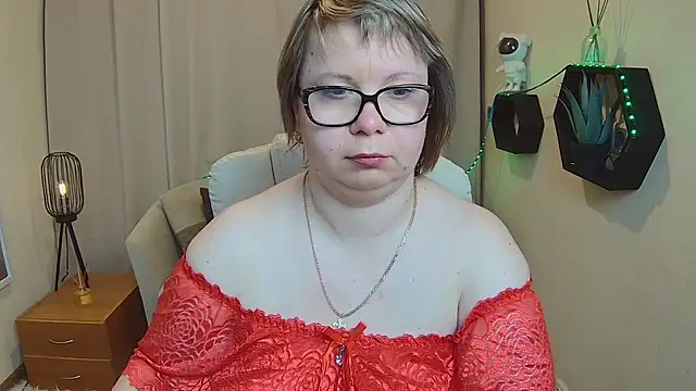 Snapshot of BonnnyBoobsy chatting on May 10, 2026, 12:21 pm BonnnyBoobsy online show from May 10, 2026, 12:21 pm