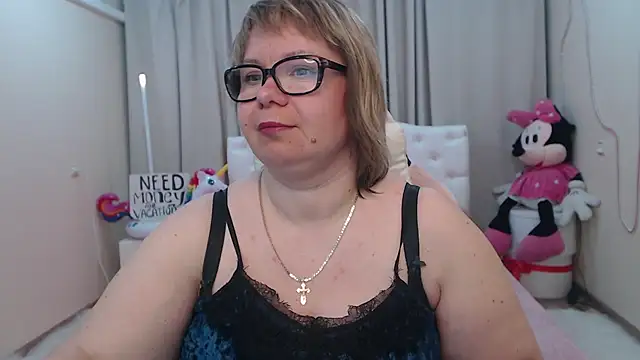 BonnnyBoobsy online show from May 25, 2026, 6:36 pm