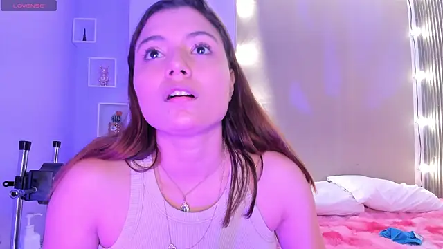 Littletammy4u online show from May 12, 2026, 11:18 am