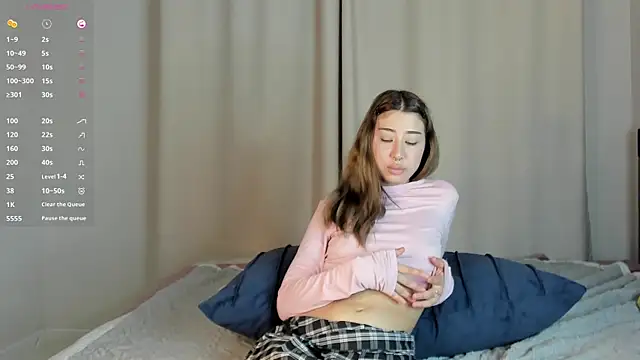 gigi meii online show from April 27, 2026, 2:15 pm