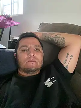 HOTB0Y18 online show from May 13, 2026, 2:58 pm