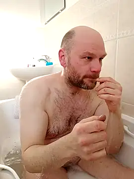 pitch 122 online show from April 8, 2026, 5:02 pm