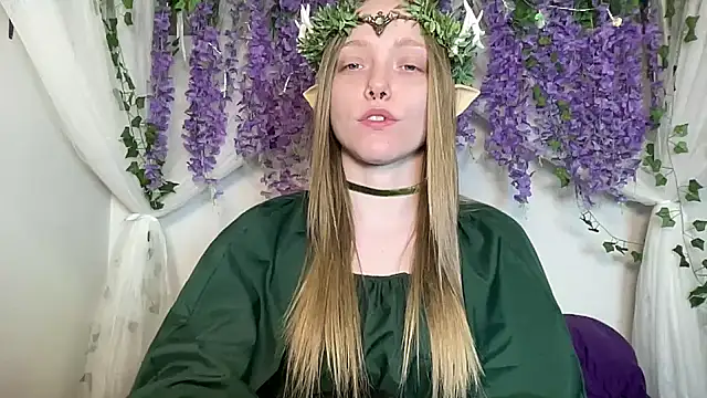 Snapshot of ElfGirlAna chatting on March 27, 2026, 3:23 pm ElfGirlAna online show from March 27, 2026, 3:23 pm