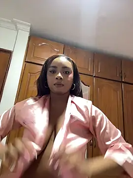 Snapshot of Kloe_rousse01 chatting on August 9, 2026, 3:23 am Kloe rousse01 online show from August 9, 2026, 3:23 am