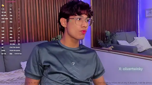 Snapshot of Oliver20__ chatting on May 9, 2026, 9:09 pm Oliver20 online show from May 9, 2026, 9:09 pm