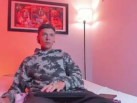 Noahh Saky online show from March 25, 2026, 3:45 am