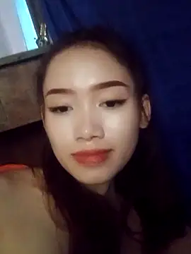 lovelybabyxx online show from March 22, 2026, 7:01 am