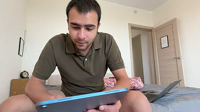 Snapshot of Daniel_ice chatting on June 1, 2026, 9:44 am Daniel ice online show from June 1, 2026, 9:44 am