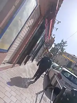 Snapshot of Skinboy06 chatting on April 14, 2026, 8:42 am Skinboy06 online show from April 14, 2026, 8:42 am