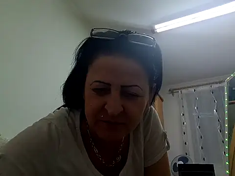 Snapshot of Alexisbaba12 chatting on May 7, 2026, 8:47 pm Alexisbaba12 online show from May 7, 2026, 8:47 pm