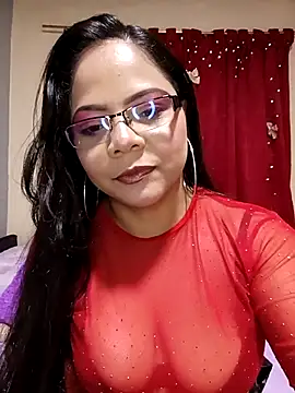 Snapshot of ROUSSE_SINCLAIR chatting on April 4, 2026, 8:39 pm ROUSSE SINCLAIR online show from April 4, 2026, 8:39 pm