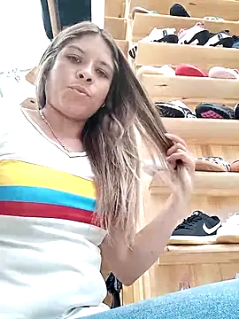 alanna6950 online show from March 26, 2026, 4:45 pm