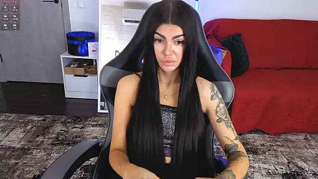 Snapshot of AnacondaOnn chatting on June 15, 2026, 8:38 am AnacondaOnn online show from June 15, 2026, 8:38 am