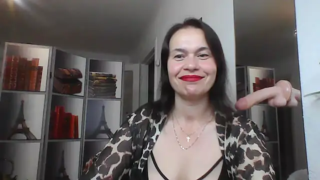 Selena Moo online show from July 28, 2026, 8:54 am