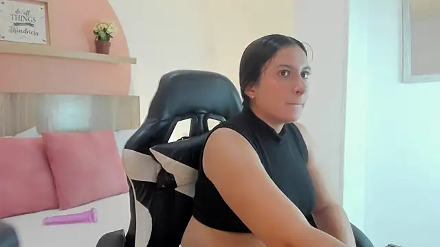 kira relish online show from March 27, 2026, 1:00 pm