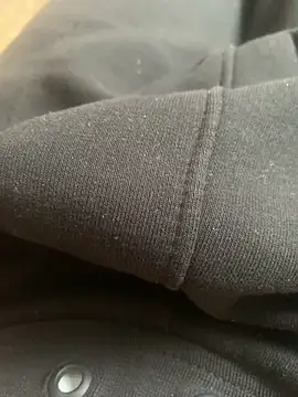 WeepyInsignia online show from April 7, 2026, 11:10 am