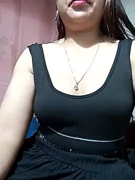 Hena   online show from April 8, 2026, 11:59 pm