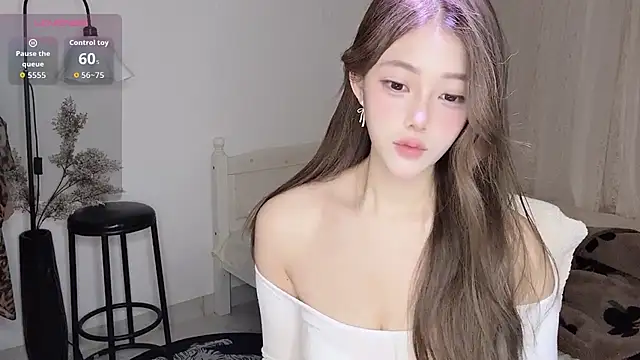 ceekie-77 online show from April 9, 2026, 11:10 pm