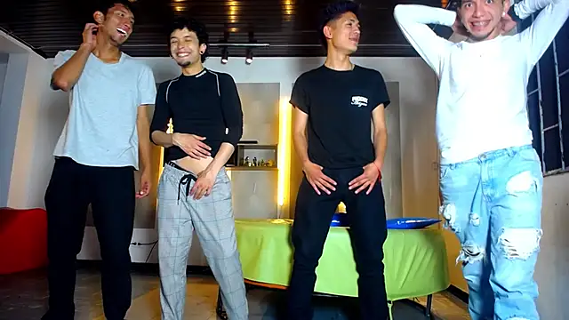 Snapshot of KOBAYASKYX chatting on March 21, 2026, 2:20 pm KOBAYASKYX online show from March 21, 2026, 2:20 pm